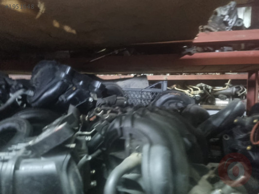 03-07 TOYOTA COROLLA ZZ121 1,33 ÇIKMA TEMİZ EMME MANİFOLDU