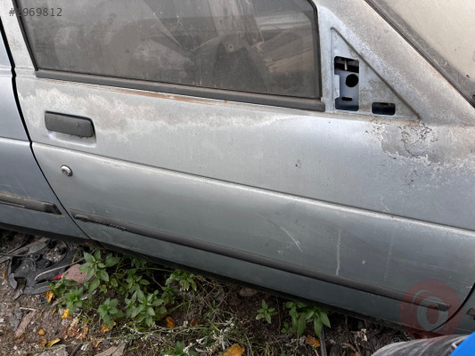 Lada vega sağ ön kapı hatasız