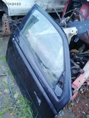 Alfaromeo çıkma sağ kapı cami