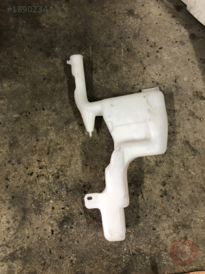 Çıkma orjınal fiesta cam  suyu bidonu