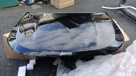 Jeep Compass yeni model hatasız siyah motor kaputu