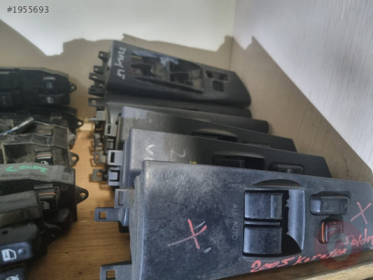 1993-1998 TOYOTA COROLLA AE101 TEMİZ TEKLİ CAM DÜĞMESİ
