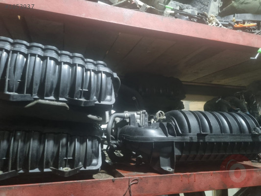 01-02 TOYOTA COROLLA ZZ111 1,4 ÇIKMA TEMİZ EMME MANİFOLDU