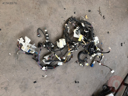 8214002110  Toyato auris elektrik tesisatı