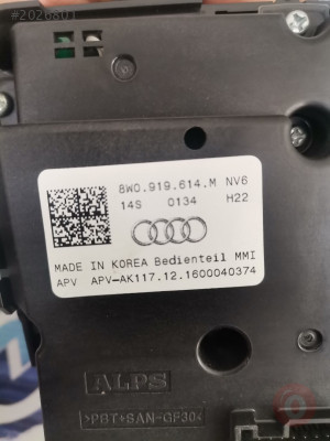 8W0918614M AUDİ A4 TEYP RADYO MEDYA KONTROL PANELİ
