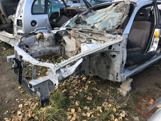 Avensis Sol ön Podye Hatasız Orijinal Çıkma (97-02)