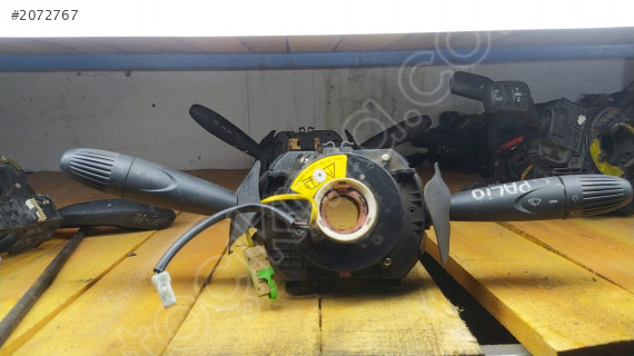 fiat palio çıkma sinyal silecek kolu