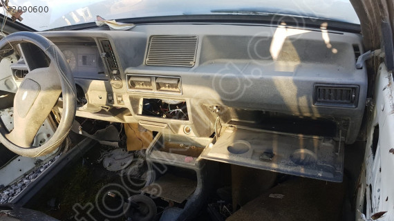 89-92 ford escort çıkma torpido