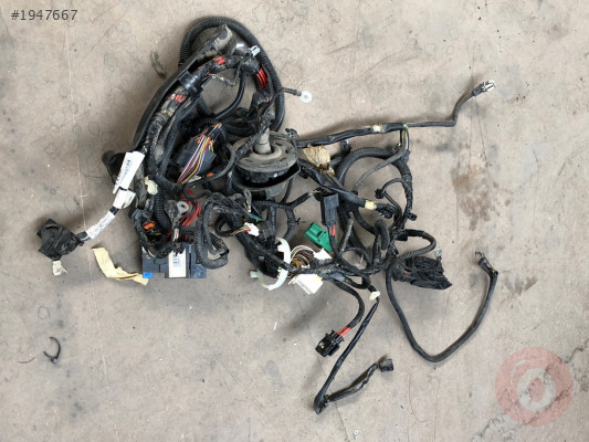 403883987R  Renault Clio 4 elektrik tesisatı