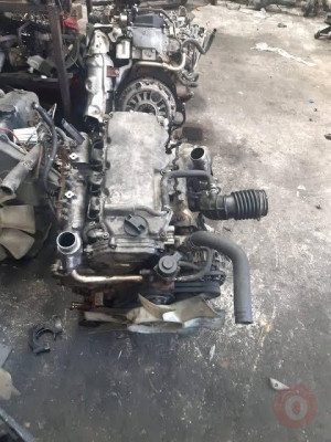 Nissan skystar külbütör kapağı