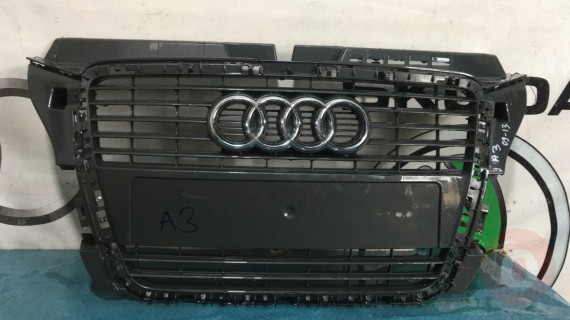 Audi A3 ön panjur