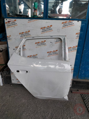 Seat Leon Sağ Arka Kapı Boş 2013-2018