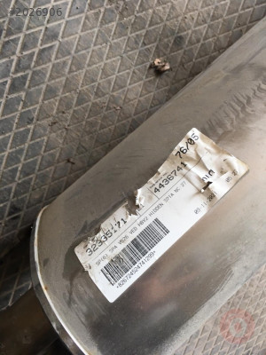 Volvo egzost arka sıfır orijinal 32335171