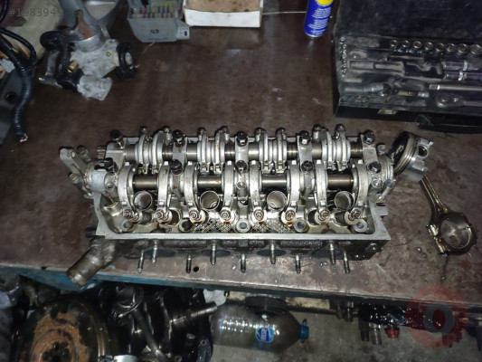 Honda Civic silindir kapağı