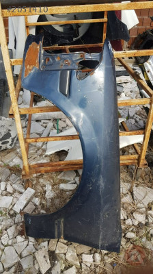 Toyota corona sol ön çamurluk çıkma