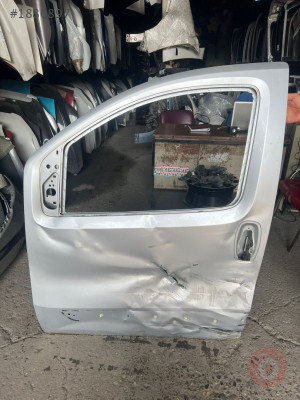Fiat Fiorino sol ön kapı çıkma