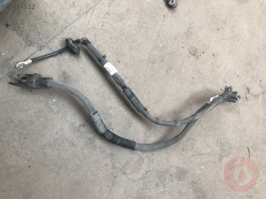 7E0971794A 7E0971158A  VW akü kablosu