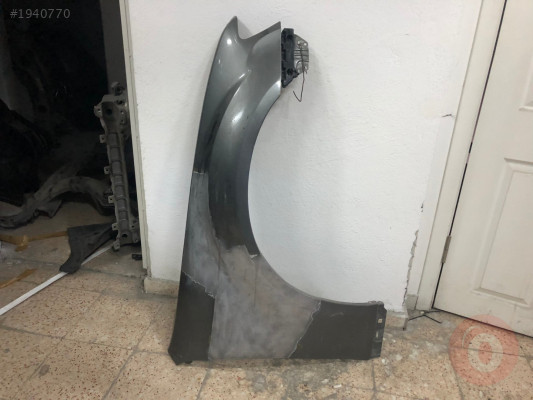 JEEP CHRYSLER 300 SAĞ ÖN ÇAMURLUK