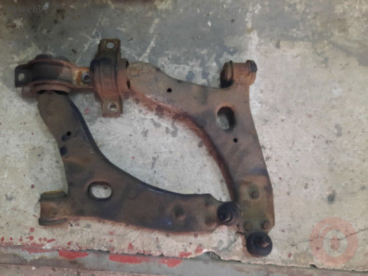 Ford focus 1 alt tabla çıkma orjinal
