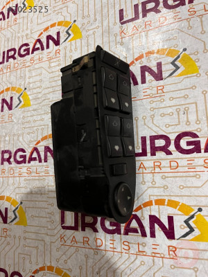 61.31-8368979 BMW 5 SERISI CAM ACMA DÜGMESI