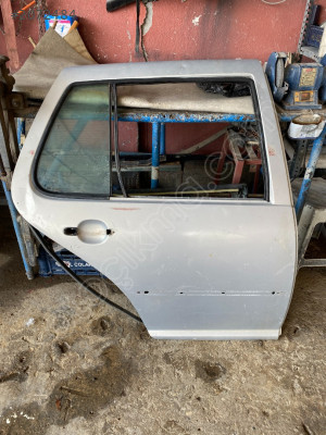 GOLF 4 DOLU SAĞ ARKA KAPI ÇIKMA ORJİNAL