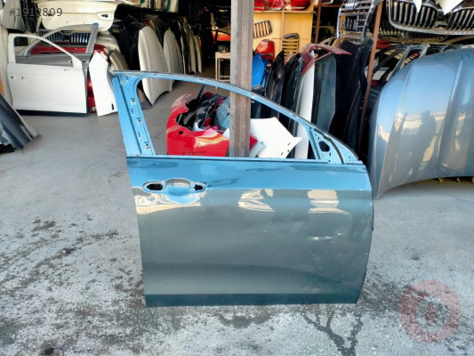 Fiat egea sağ ön kapı