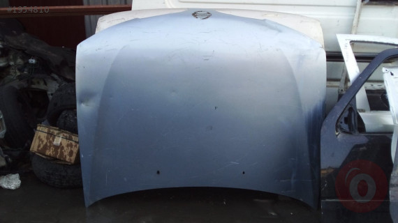 nissan primera ön kaput