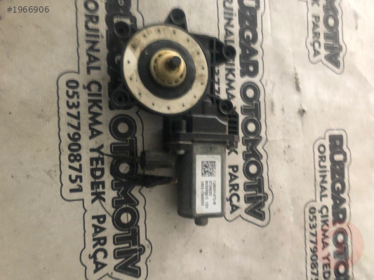 128001472-B dacia duster sol ön cam motoru