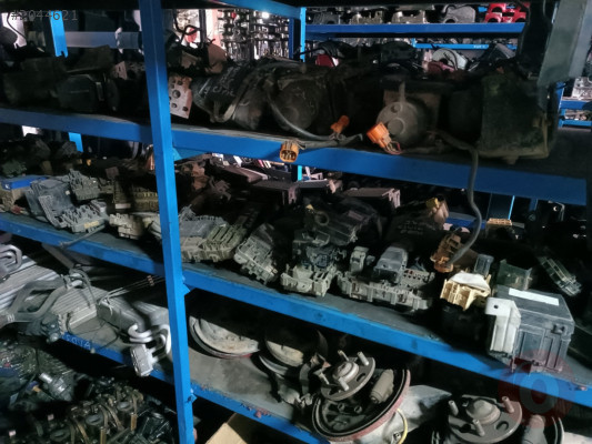ÇIKMA HONDA ve TOYOTA sigorta kutuları