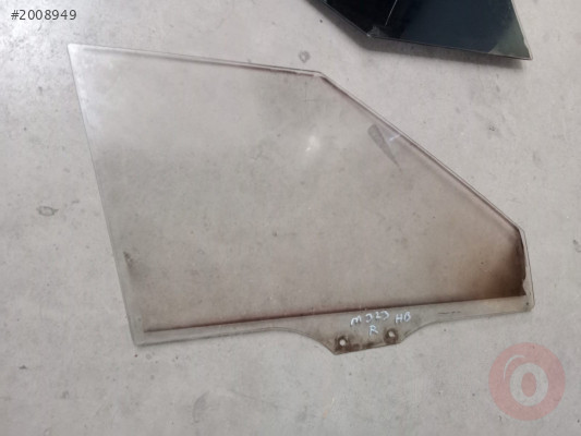 Mazda 323 Hatchback (HB) Sol Ön Kapı Camı 90-96 ÇIKMA