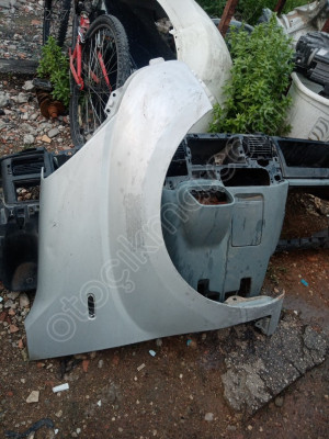 Fiat Fiorino Sağ Ön Çamurluk