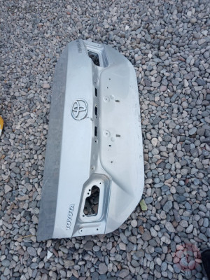 Toyota corolla Arka bagaj Kapısı