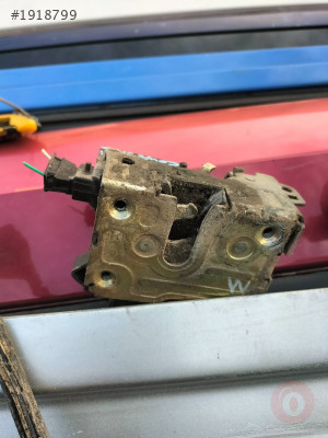 Renault Megane 1 kapı kilitleri