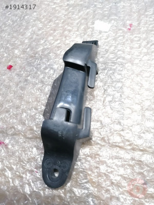 5C6857360 5C6857360A ARKA KEMER TUTUCU BRAKETİ