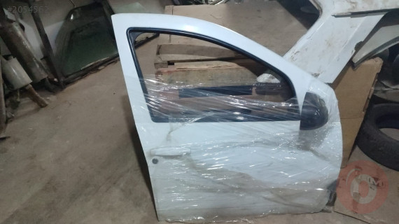 Dacia duster beyaz ORJİNAL BOYASIZ DOLU çıkma sağ ön kapı