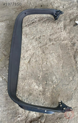 8V4867973B audi A3 sportback bagaj kapağı çerçeve kaplaması