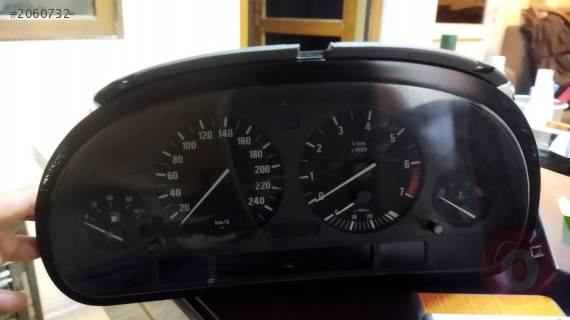 BMW 520 e39 çıkma kilometre saati