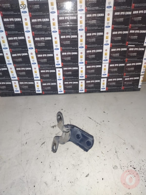 Toyota carina kapı menteşesi