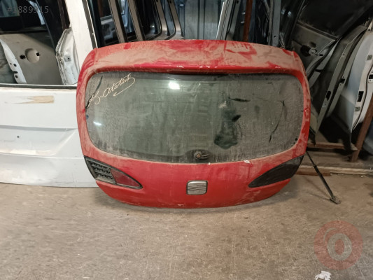 Seat Leon eski kasa dolu hatasız bağaj kapağı çıkma