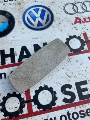 2K0857943 volkswagen caddy 2008 tavan boşluk kapağı