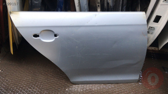 VOLKSWAGEN JETTA SAĞ KAPI SACI