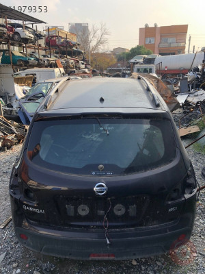 NİSSAN QASHQAİ HATASIZ TAVAN OTO MEHMET GÜVENCESİYLE