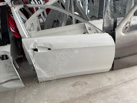 Mercedes w212 e180 e250 sağ ön kapı çıkma