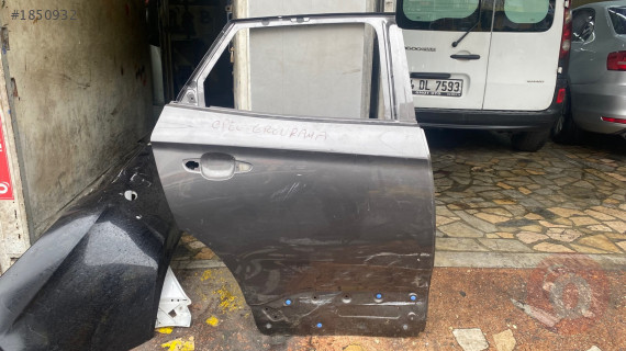 OPEL GRANDLAND X SAĞ ARKA KAPI CANCAN OPEL