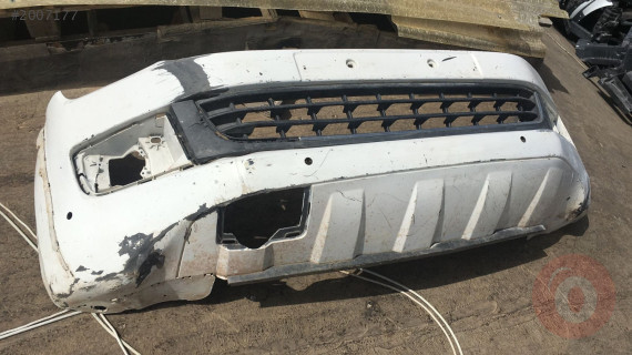 2012 Volksvagen Amarok ön tampon çıkma
