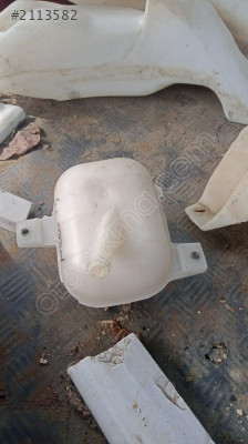 Albea silecek su bidonu çıkma