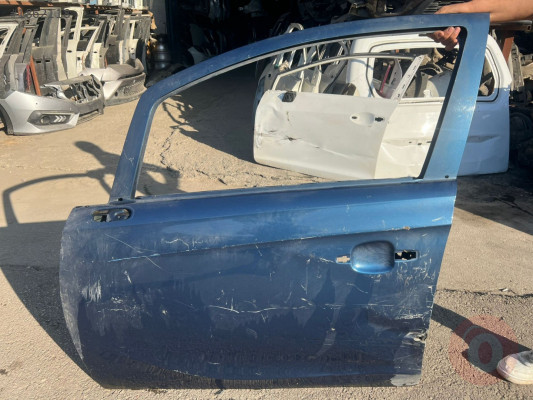 Opel Corsa e çıkma sol ön kapı