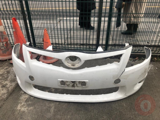 TOYOTA AURİS ÖN TAMPON