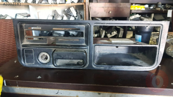 Hyundai H100 teyp çerçevesi çıkma