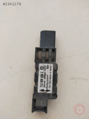 TOUAREG DARBE SENSÖRÜ 7L0909606C 7L0909606D